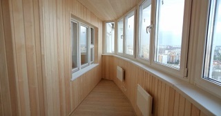Отделка, остекление, утепление балконов в Горно-Алтайске от 205 руб. м/2.